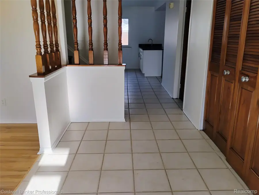 20240 Wildhern Street, Southfield, MI 48076 - #2