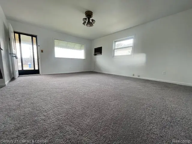 6564 N Waverly Street, Dearborn Heights, MI 48127 - #3