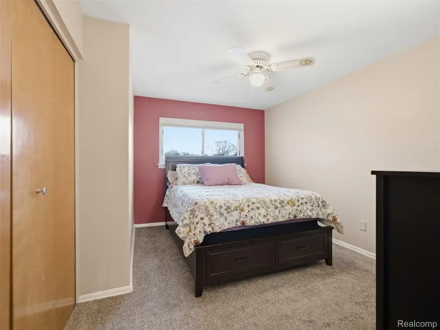 29134 Palomino Drive, Warren, MI 48093 - #3