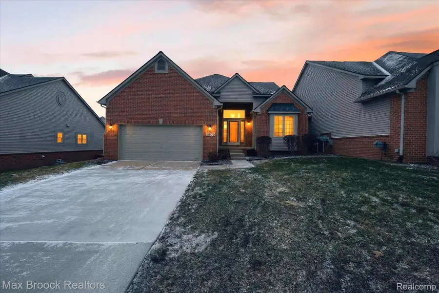 6166 Lochmore Drive, Commerce Township, MI 48382 - #2