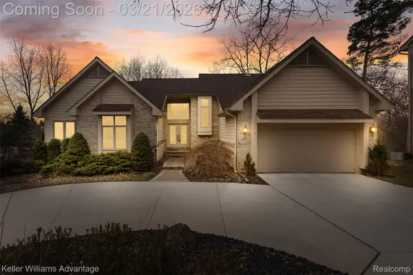 4974 Countryside Drive, WestBloomfield, MI 48323