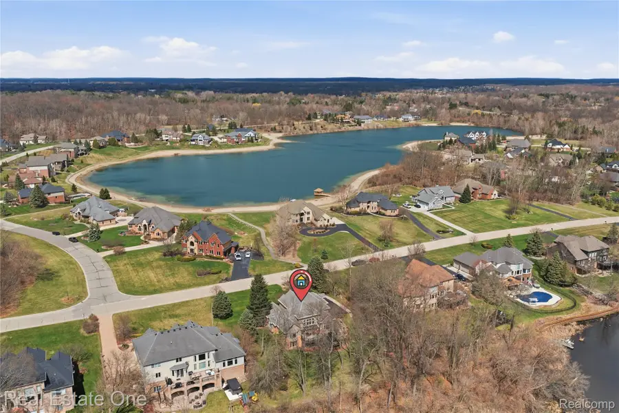 10152 Rosemarie Run, Brighton, MI 48114 - #3