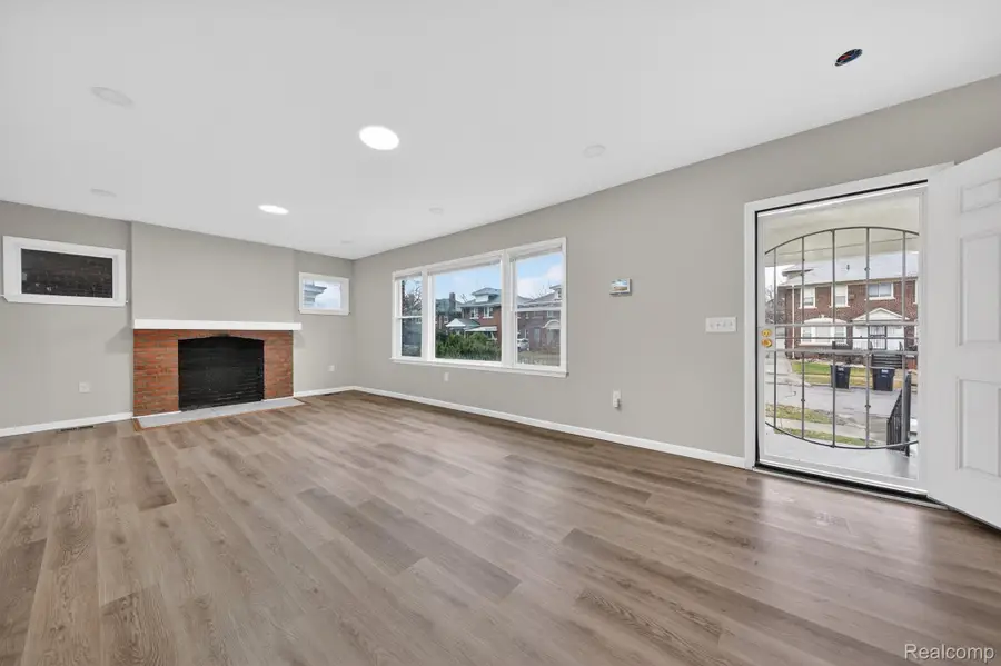 9290 Wildemere Street, Detroit, MI 48206 - #2
