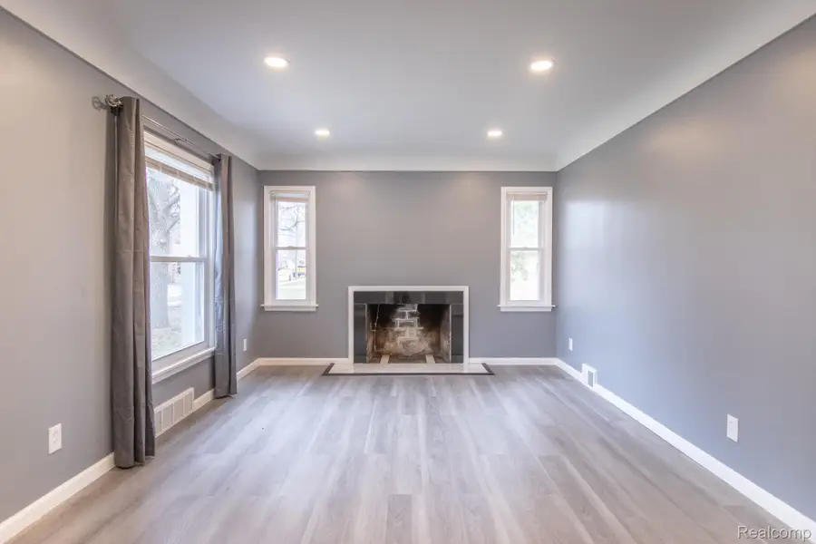 150 Wilson Avenue, Clawson, MI 48017 - #3