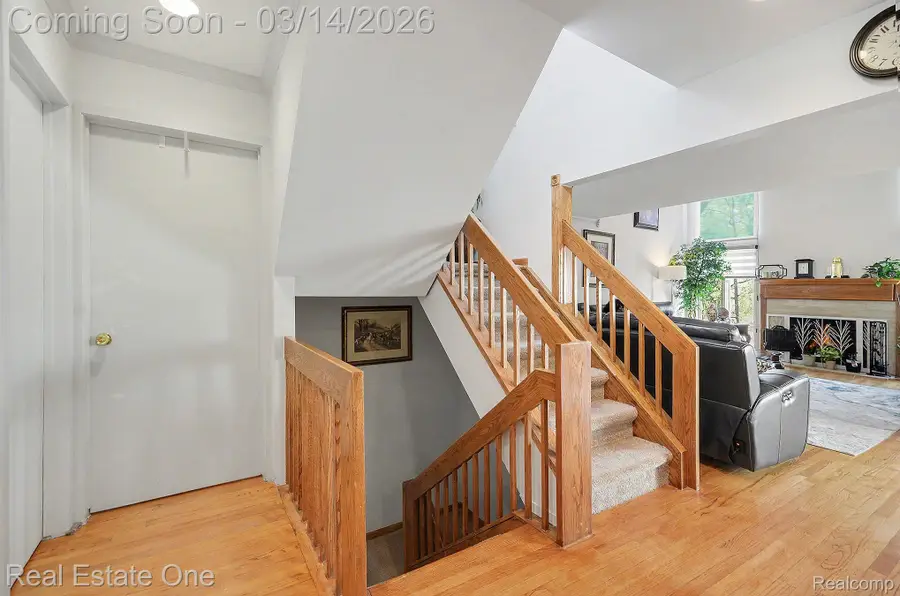 5505 Walnut Circle W, West Bloomfield, MI 48322 - #3