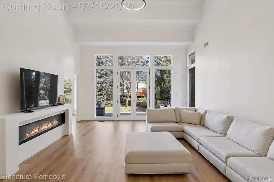 2532 Cedar Brook Court, Rochester Hills, MI 48309 - #2