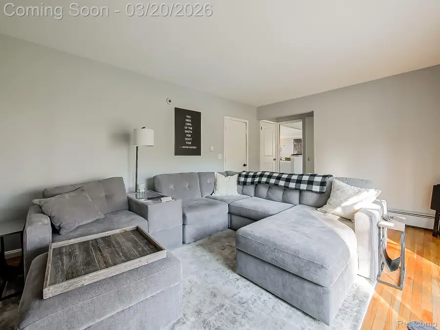 15958 Shadyside Drive, Livonia, MI 48154 - #3