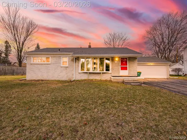 21105 Oxford Avenue, FarmingtonHills, MI 48336
