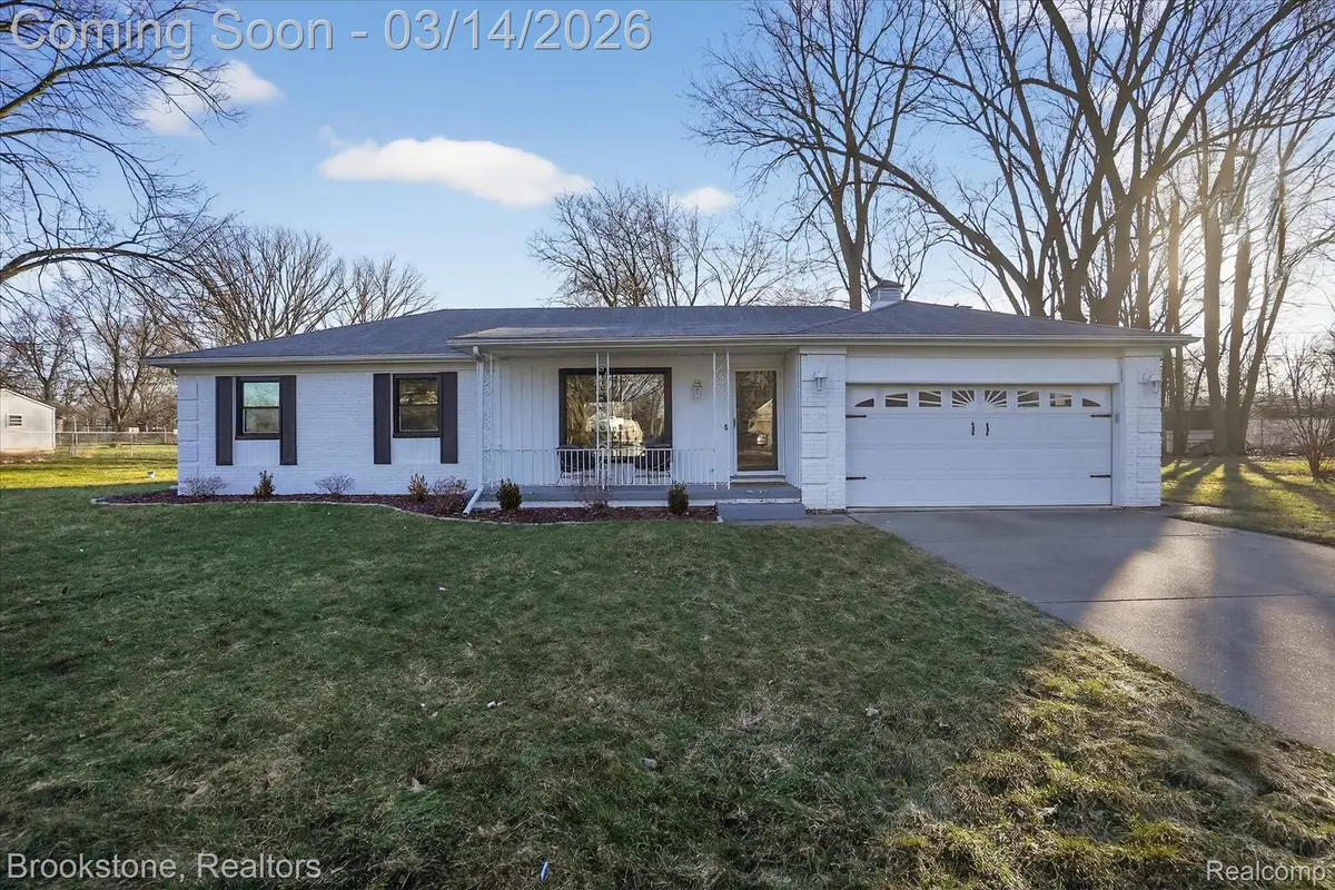 6227 Mckenzie Drive, Flint, MI 48507 - #1