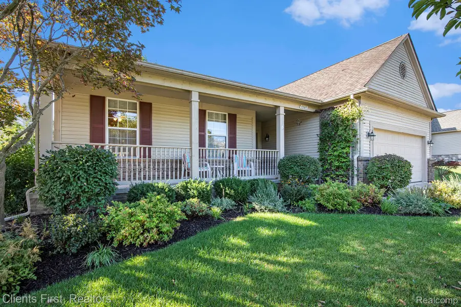 57677 Dakota Drive, New Hudson, MI 48165 - #2