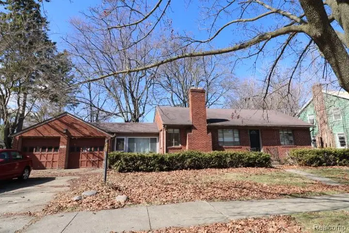 420 S Lynch Street, Flint, MI 48503 - #2