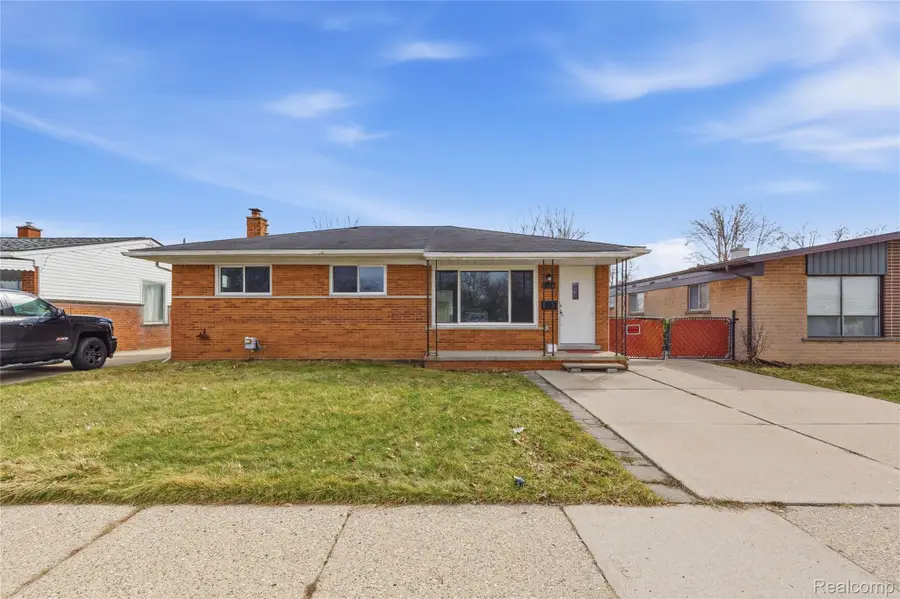 1575 W 13 Mile Road, Madison Heights, MI 48071 - #2