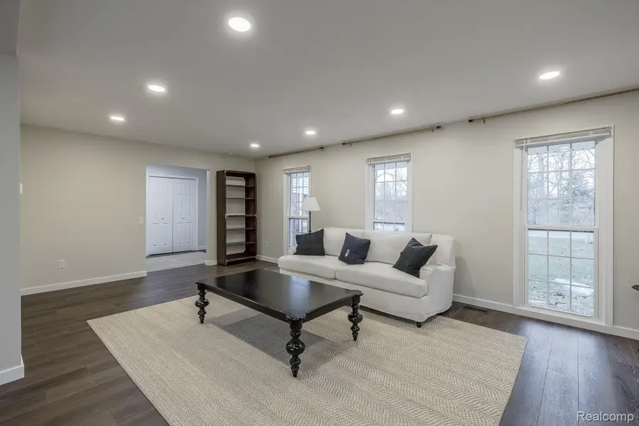 775 Basswood Drive, Rochester Hills, MI 48309 - #3