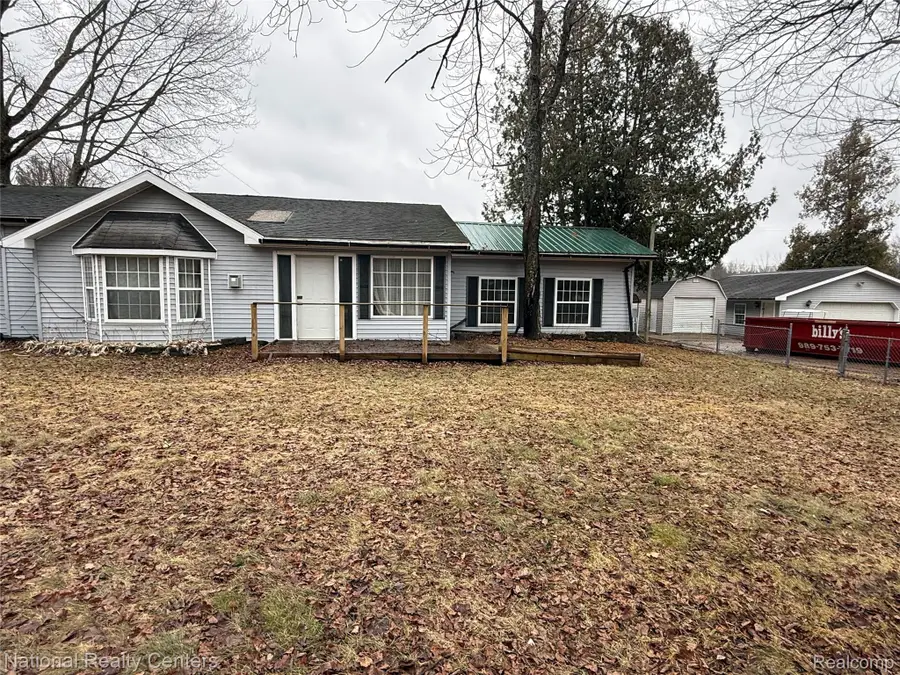 269 W M-61, Gladwin, MI 48624 - #3