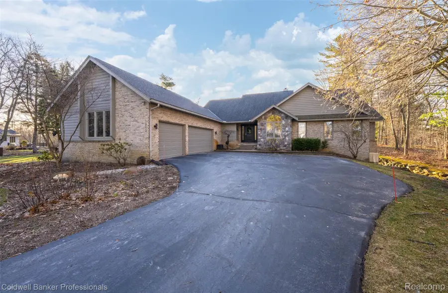 1963 Turnberry Court, Oxford, MI 48371 - #2