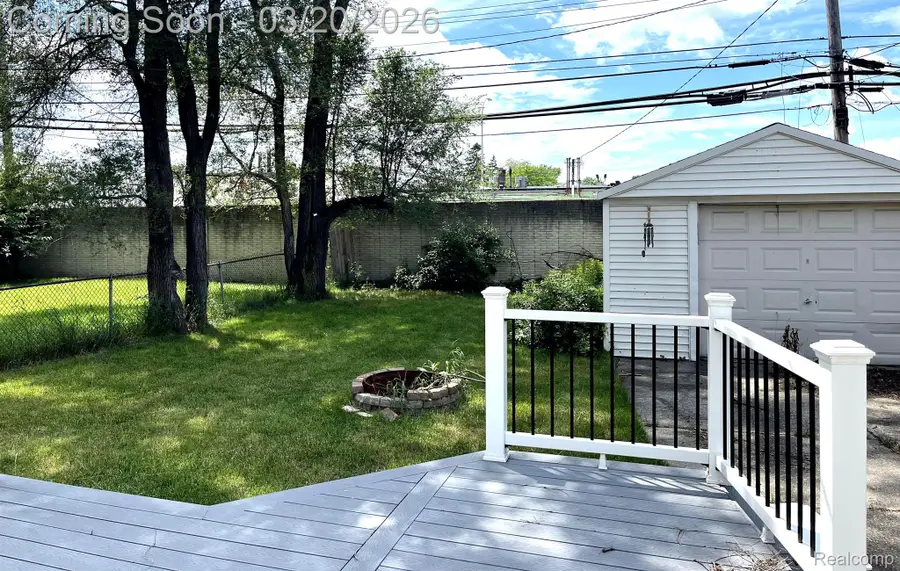 28817 Groveland Street, Madison Heights, MI 48071 - #3