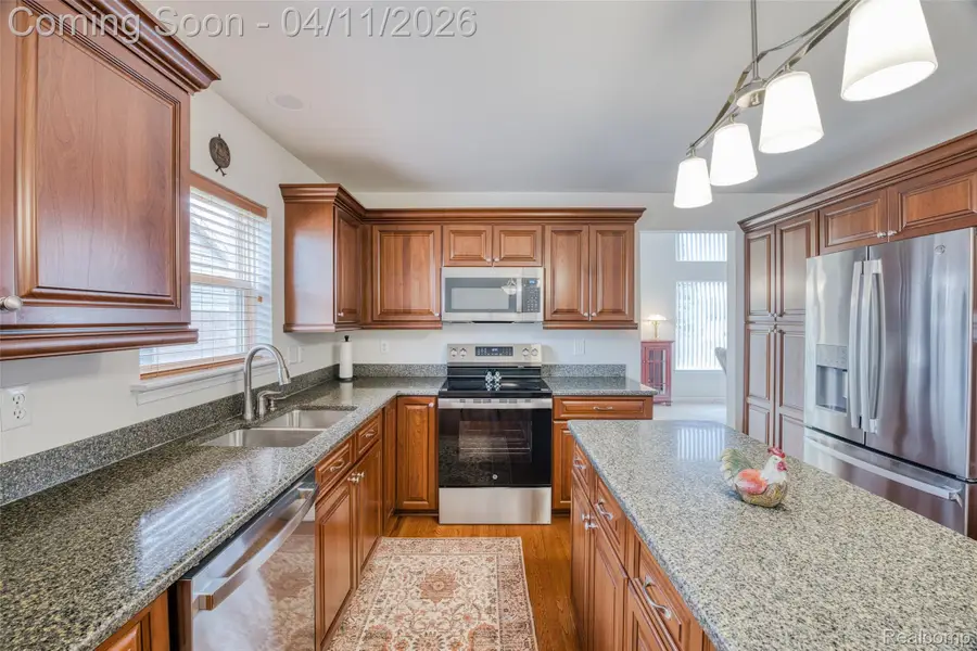 20622 Golf Ridge Circle, Livonia, MI 48152 - #3