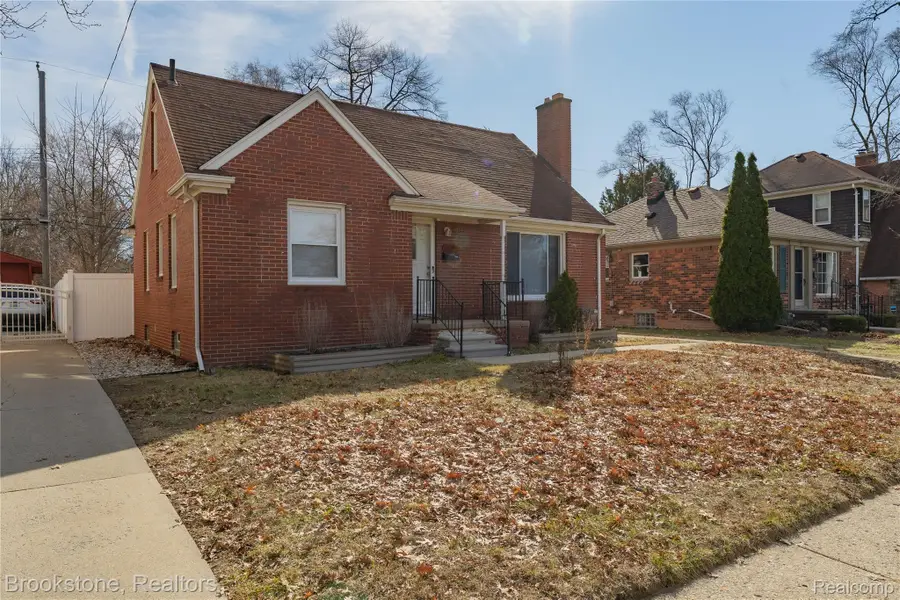 230 Allen Street, Ferndale, MI 48220 - #2