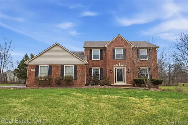 21592 Nathan Court, SouthLyon, MI 48178