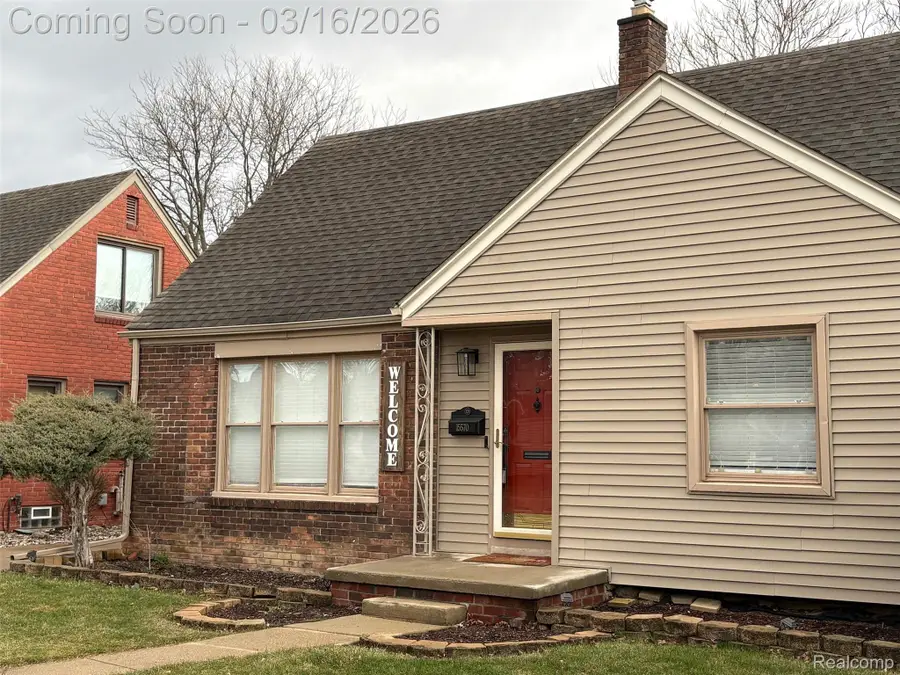 15570 Angelique Avenue, Allen Park, MI 48101 - #2