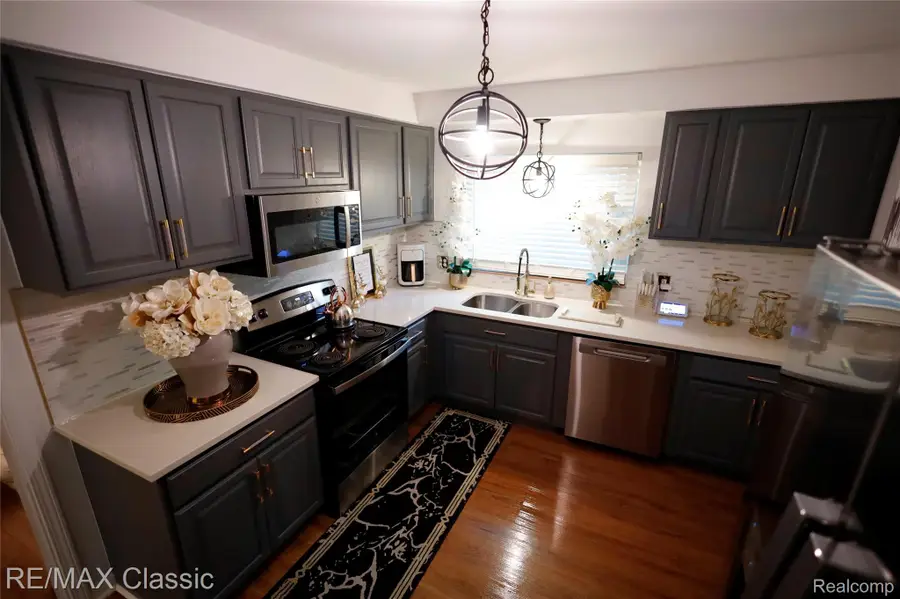 19595 Mahon Street, Southfield, MI 48075 - #2