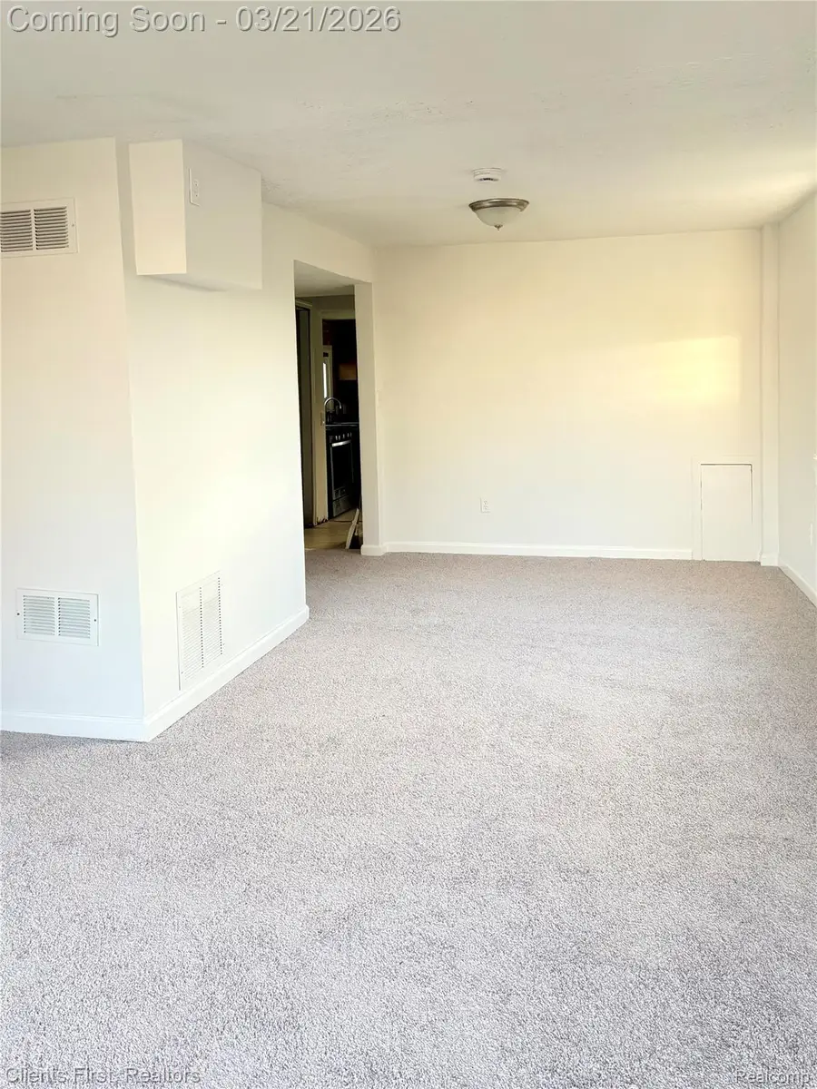 128 Henry Ruff Road, Garden City, MI 48135 - #3