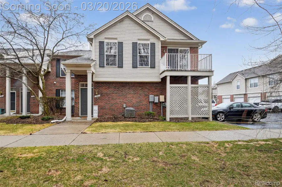 13343 Forest Ridge Boulevard, Sterling Heights, MI 48313 - #3