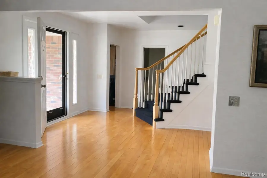 28746 Ramblewood Drive, Farmington Hills, MI 48334 - #2