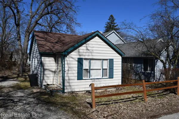 3026 Norcott Drive, KeegoHarbor, MI 48320