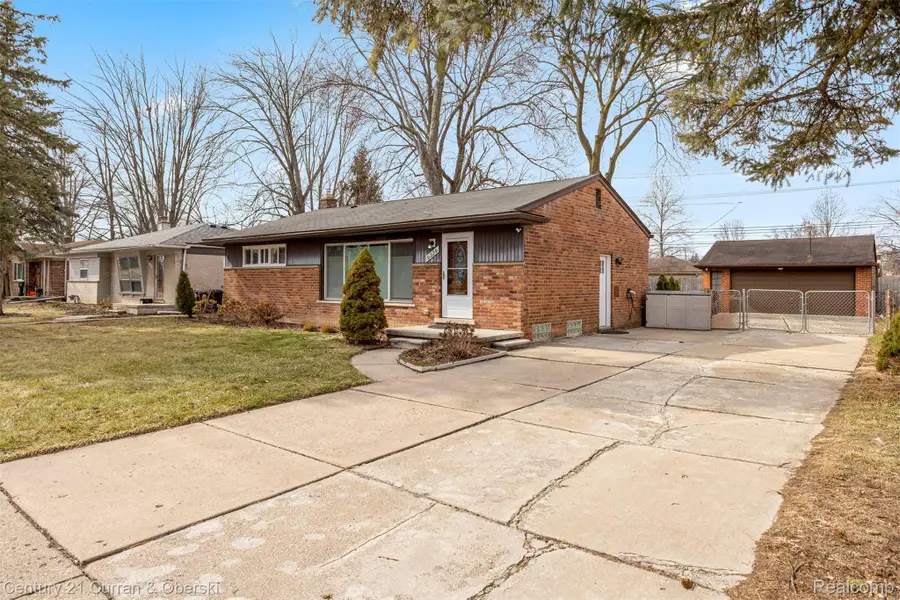 9329 Merriman Road, Livonia, MI 48150 - #2