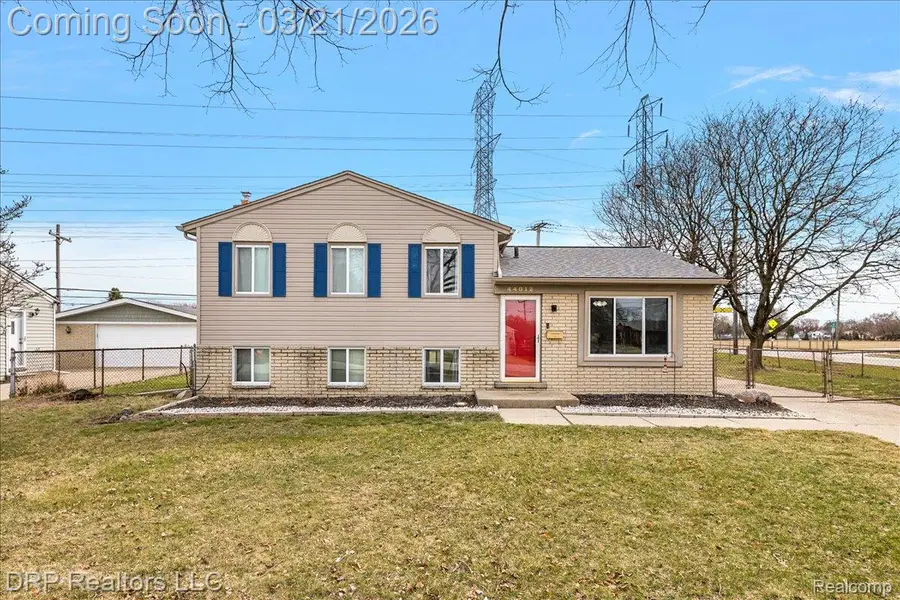 44012 Carrnation Drive, Sterling Heights, MI 48313 - #2