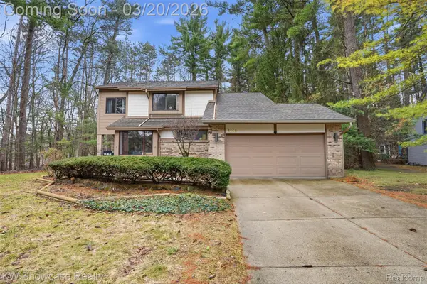 4145 Cumberland Ct, CommerceTwp, MI 48390