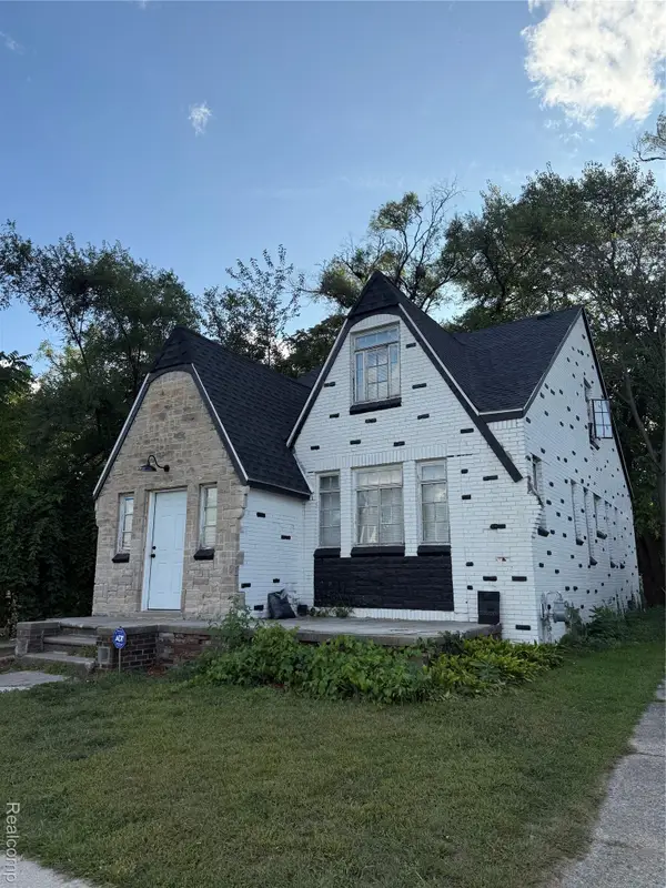 15767 Freeland Street, Detroit, MI 48227