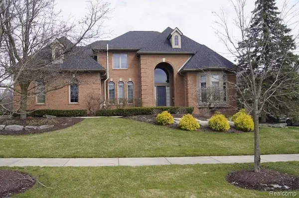 6531 Bridgewater Drive, WestBloomfield, MI 48322