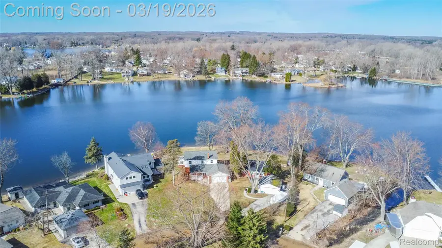 1962 Lake Pointe Drive, Ortonville, MI 48462 - #2