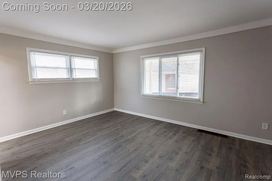 20220 Lancaster Street, Harper Woods, MI 48225 - #3