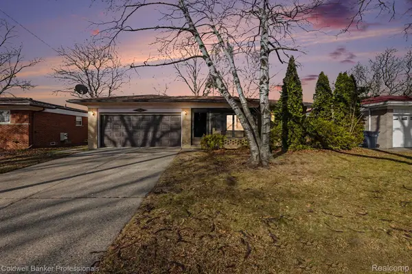 30205 Boewe Drive, Warren, MI 48092