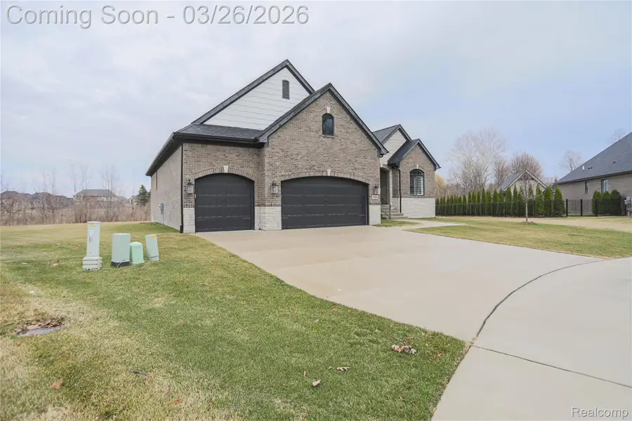 13033 Cathedral Court, Shelby, MI 48315 - #3