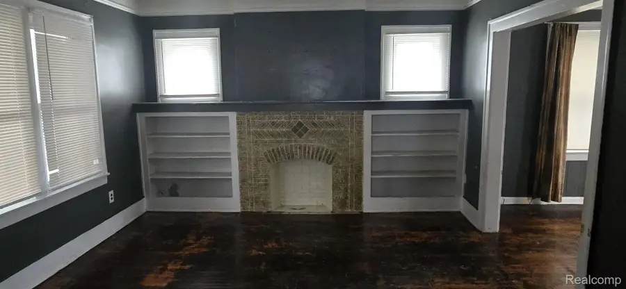 19411 Carrie Street, Detroit, MI 48234 - #3