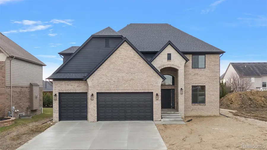 17000 Pienza Drive, Macomb, MI 48042 - #3