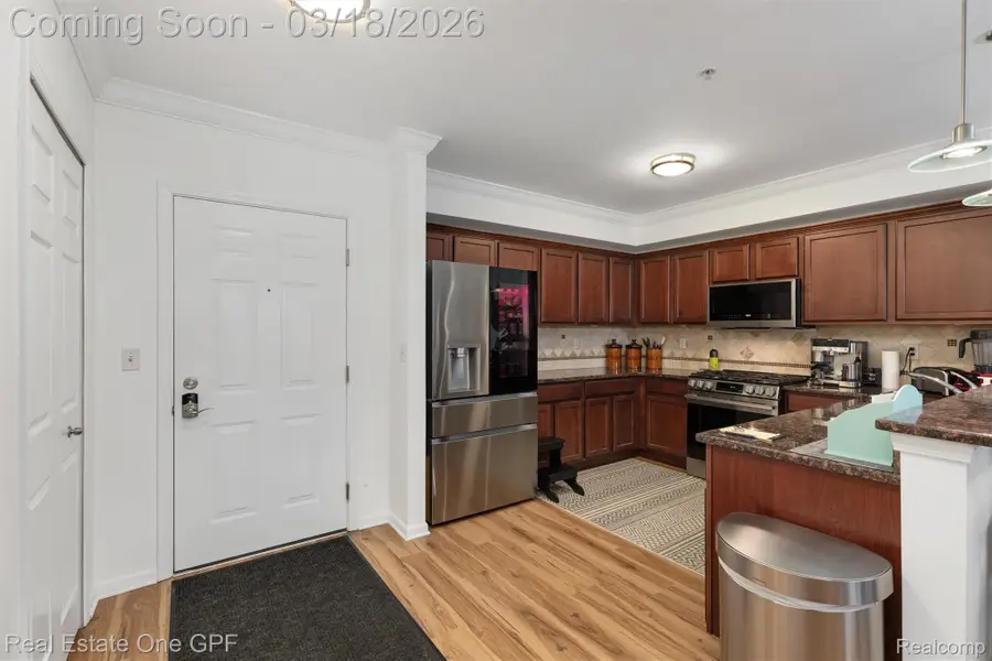 2316 Country Club Drive #33, Saint Clair Shores, MI 48082 - #2