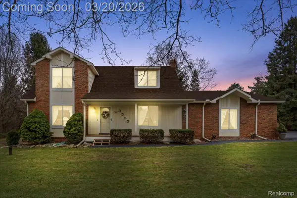 3555 W Drahner Road, Oxford, MI 48371