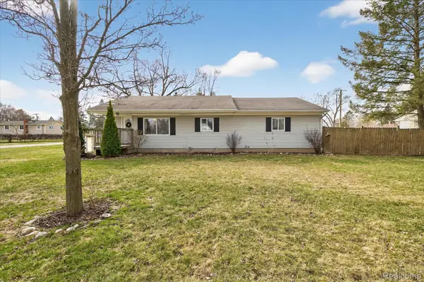 3315 Warringham Avenue, Waterford, MI 48329