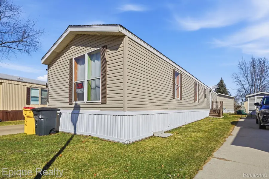 15317 Cartier Drive, Clinton Township, MI 48038 - #3