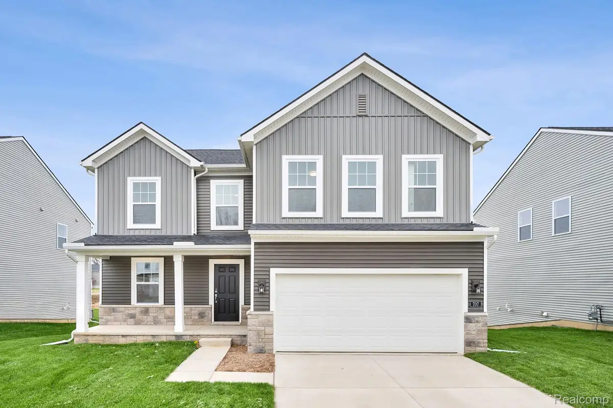 707 Knollwood Bend, Chelsea, MI 48118 - #1