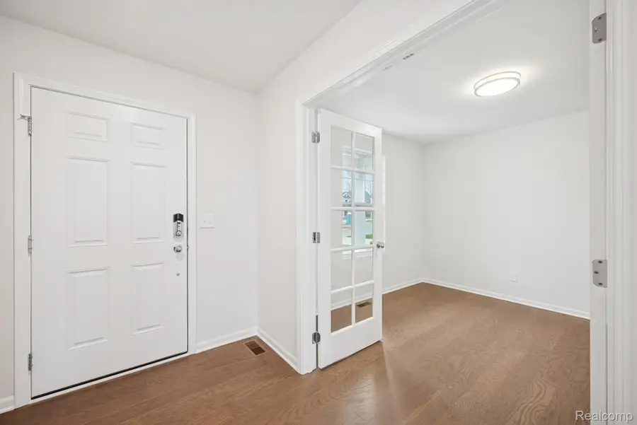 707 Knollwood Bend, Chelsea, MI 48118 - #3