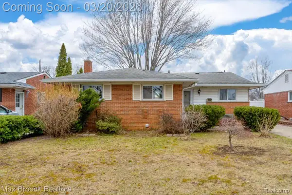 15447 Rudland Street, Roseville, MI 48066