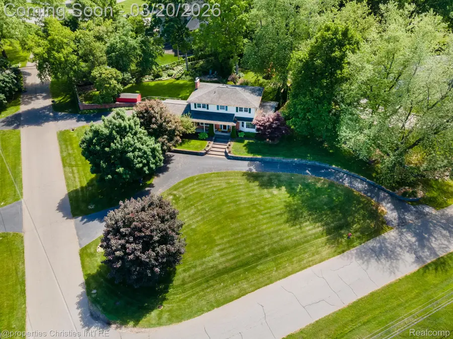 2711 Limerick Lane, Troy, MI 48098 - #2