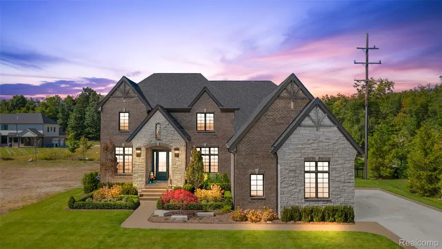 1936 Traceky, Rochester Hills, MI 48306 - #2