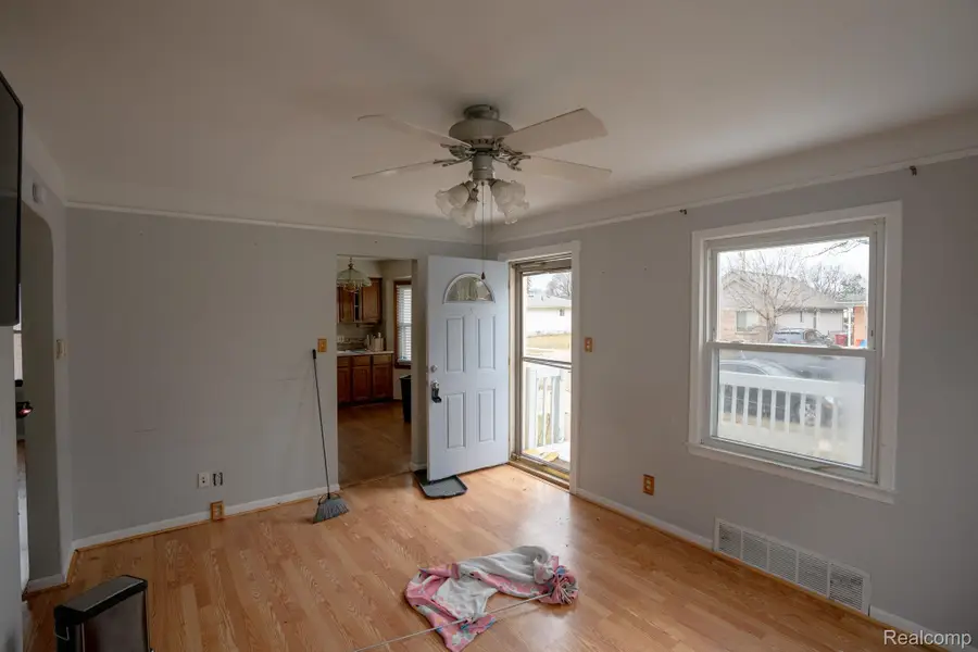 22149 David Avenue, Eastpointe, MI 48021 - #2